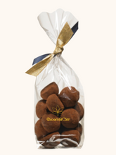 Load image into Gallery viewer, Truffes chocolat ganache caramel &amp; CBD
